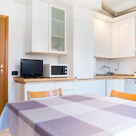 Family Dream Kids Apartment Rimini Bagian luar foto